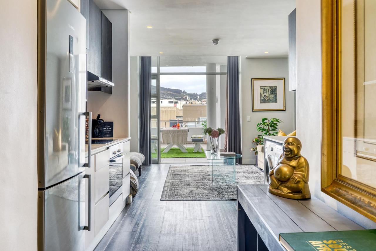 Backup-Powered Classic Luxury Apartment Κέιπ Τάουν Εξωτερικό φωτογραφία