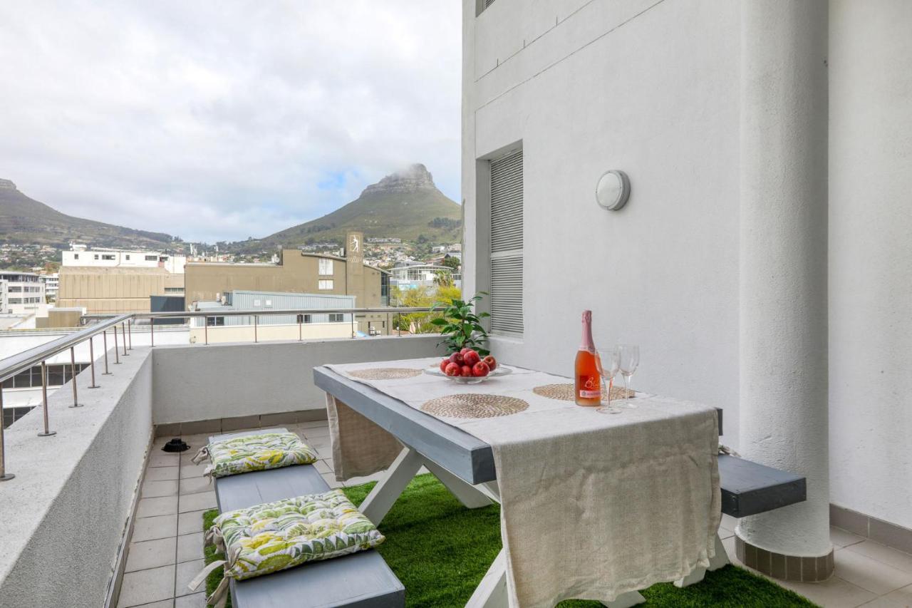 Backup-Powered Classic Luxury Apartment Κέιπ Τάουν Εξωτερικό φωτογραφία
