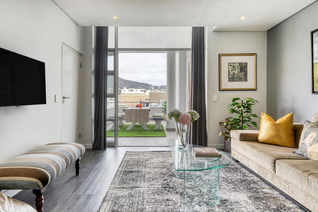 Backup-Powered Classic Luxury Apartment Κέιπ Τάουν Εξωτερικό φωτογραφία
