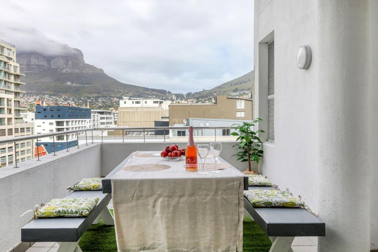 Backup-Powered Classic Luxury Apartment Κέιπ Τάουν Εξωτερικό φωτογραφία