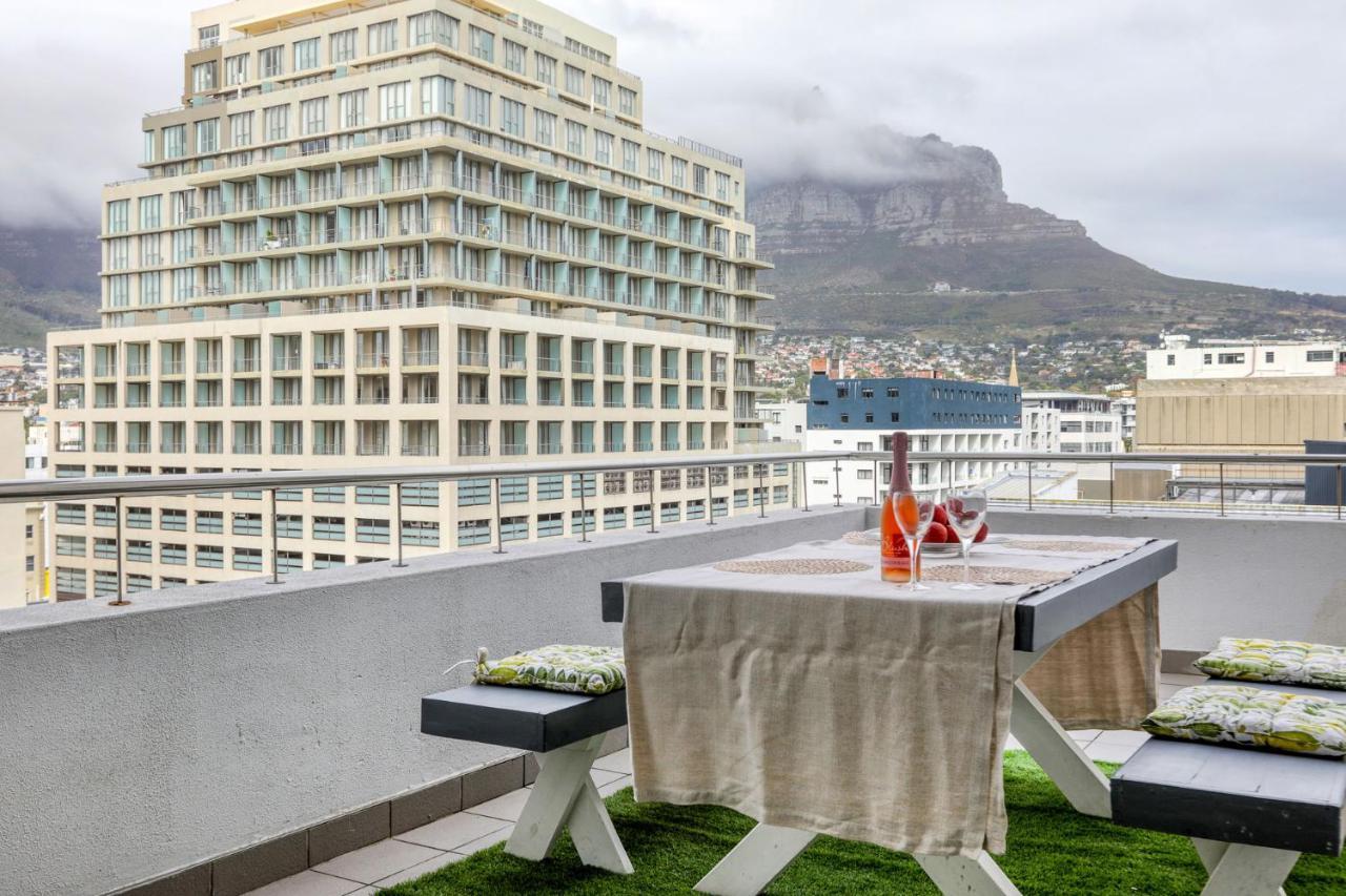 Backup-Powered Classic Luxury Apartment Κέιπ Τάουν Εξωτερικό φωτογραφία